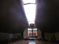 Sustitución de policarbonato en iglesia en Coslada (Madrid).<br> Lucernarios de cubiertas. lucernarios policarbonato celular 