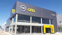 Concesionario Opel en Ciudad Real. <br>Revestimiento de fachada. Fachada panel sandwich