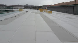 Supermercado Lidl en Boadilla del Monte (Madrid).<br>Cubierta tipo deck. Cubierta deck con lámina sintética de TPO