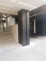 Edificio en Madrid. <br>Revestimiento de fachada. Fachada y ascensores panel composite aluminio
