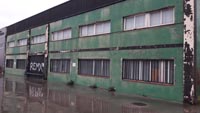 Almacén distribuidor en Seseña Nuevo (Toledo)<br>Revestimiento de fachadas. Fachada de chapa perfil Atenea y Euroline 300
