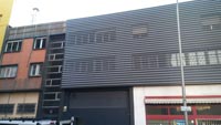 Fachada en edificio de Madrid.<br> Revestimiento de Fachada. Fachada chapa atenea