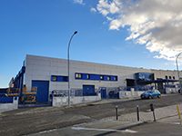 Fachada naves industriales en Alcorcón (Madrid).<br>Revestimiento de Fachadas. Fachada panel composite aluminio