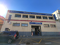Renovación de fachada en San Sebastián de los Reyes (Madrid).<br>Revestimiento de Fachadas. Fachada panel sándwich y chapa minionda.