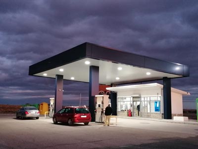 Gasolinera en Santa Cruz del Retamar