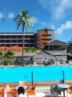 Fachada de acero corten en Hotel en Isla de Guadalupe (Francia), mar Caribe.<br>Fachada de acero corten - Cunikrom