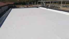 Supermercado Lidl en Aranjuez (Madrid).<br>Impermeabilización de cubiertas. Cubierta deck