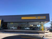 Concesionario Opel en Teruel.<br>Revestimiento de fachadas. Fachada de panel sándwich