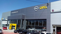 Concesionario Opel en Igualada (Barcelona)<br>Fachada panel sándwich
