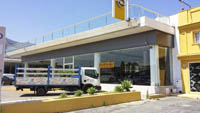 Fachada panel sandwich.<br>Concesionario Opel en Mijas (Málaga)